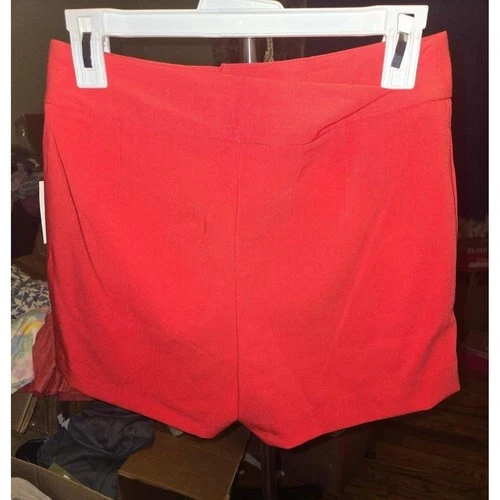 Red flare shorts. A new day - photo 2