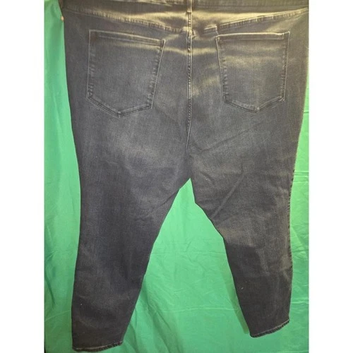 Old Navy Plus Size High-Rise Rockstar Super Skinny Jeans Size 28 - photo 3