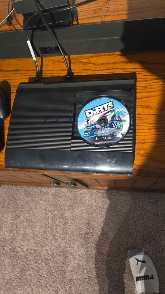 PS3 500GB Super Slim Bundle - 13 Games - photo 4