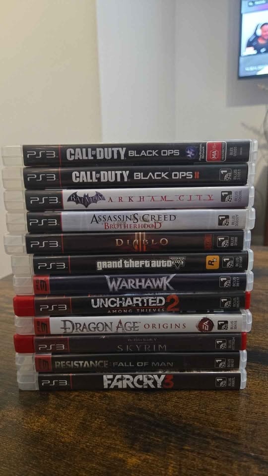 PS3 500GB Super Slim Bundle - 13 Games - photo 5
