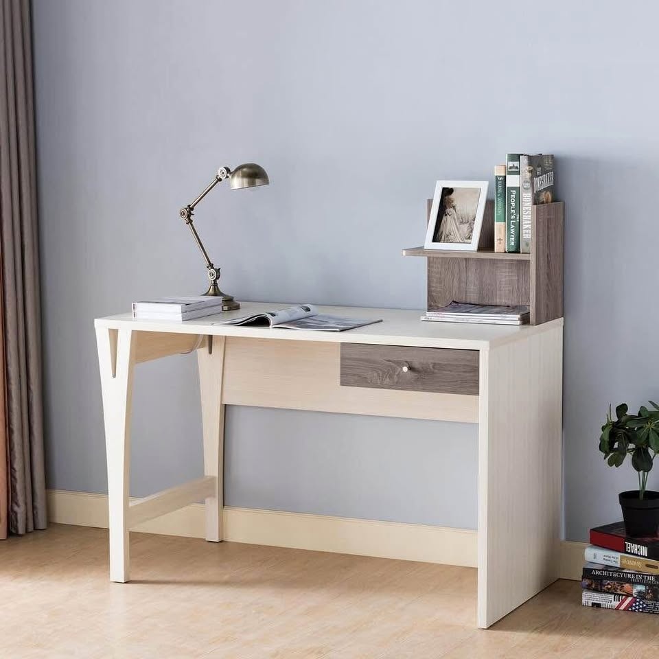 CLEAR OUT SALE: Computer Desk/Table - BRAND NEW
