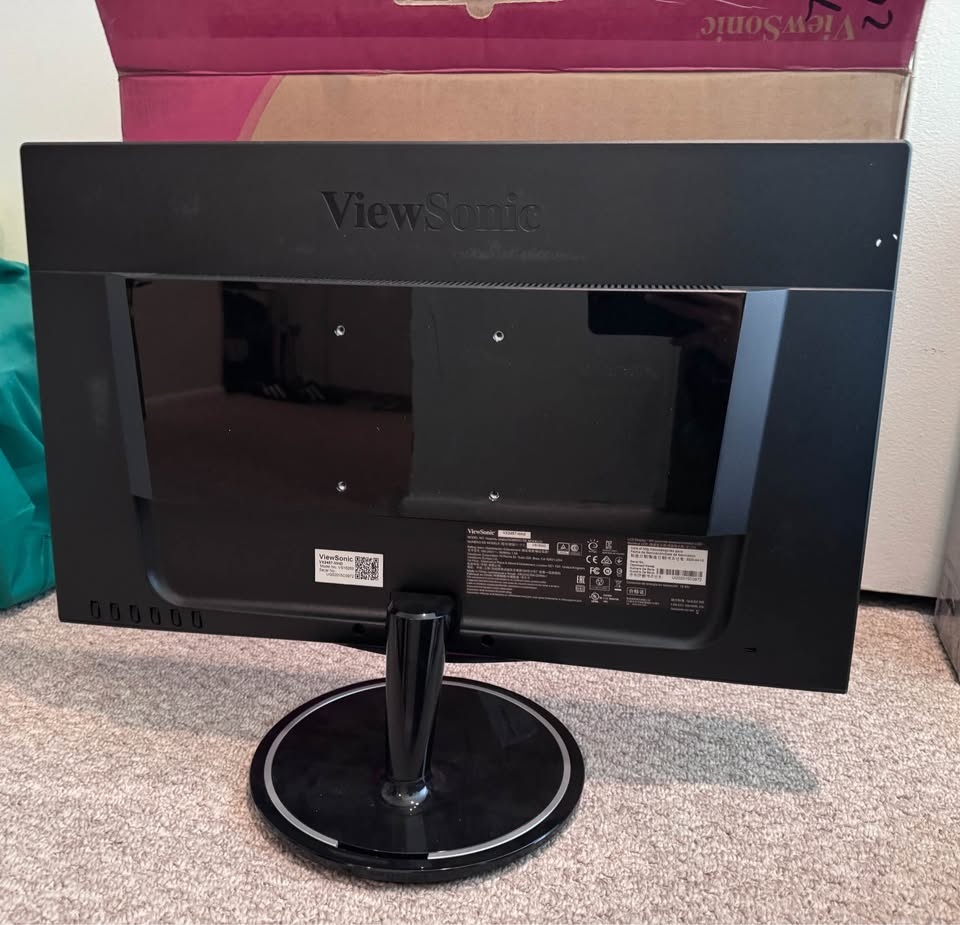 ViewSonic 24” LED 1080p Monitor - photo 2