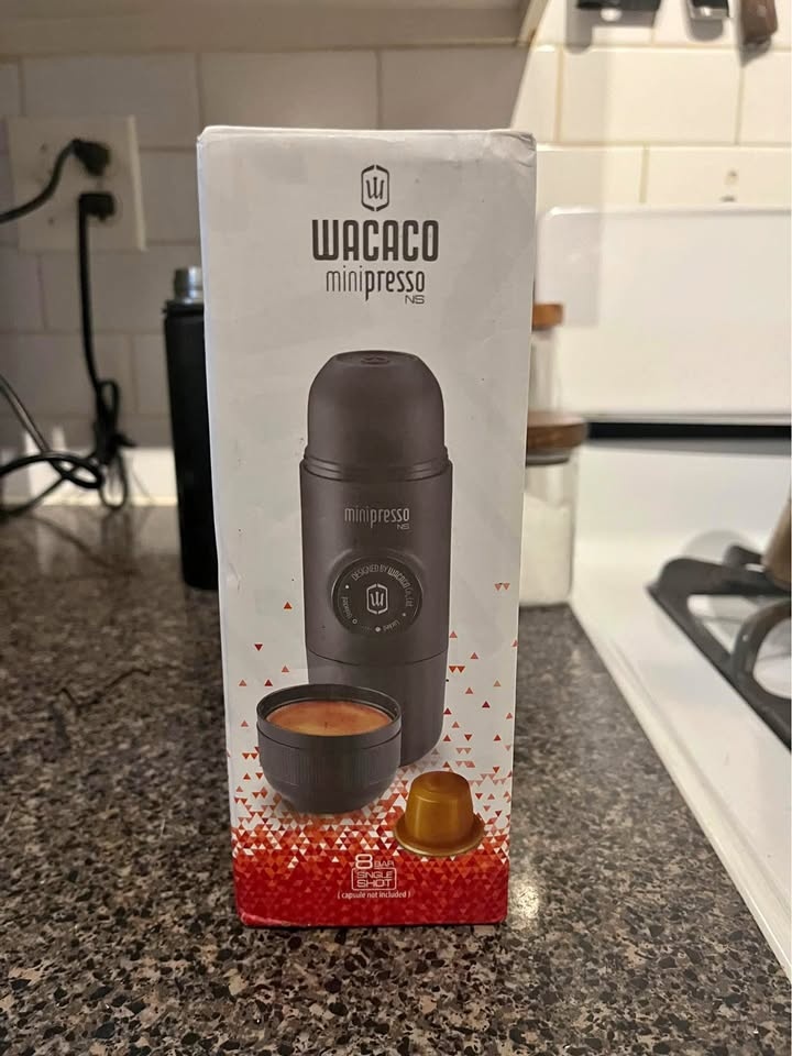 Portable espresso machine