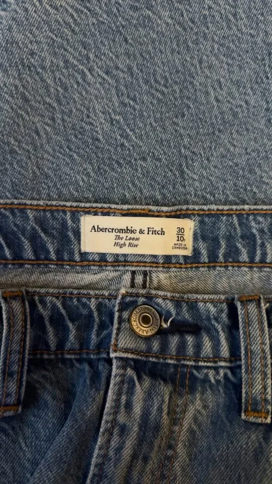 Abercrombie High Rise Loose Jean 30 R image indicator(6)
