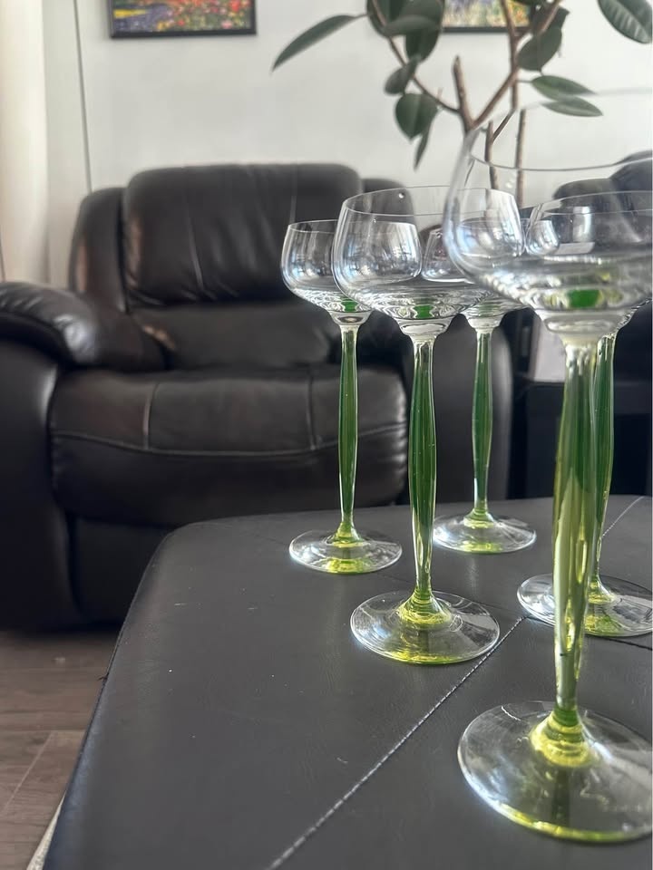Vintage Art Deco Uranium Glass Hock Glasses - Set of 6 - photo 2