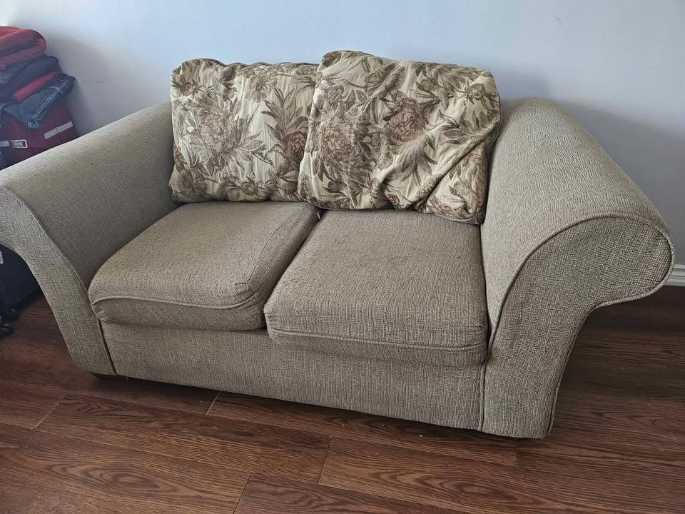 Sofa / Love Seat - photo 4