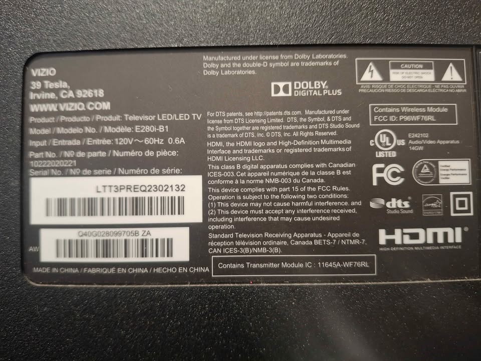 28" Vizio Smart TV - photo 2