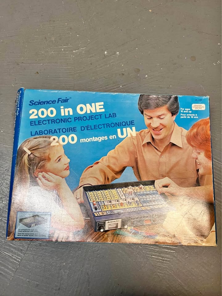 Vintage Radio Shack Electronic Project Lab