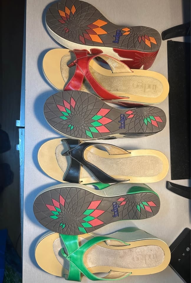 3 Pairs Indigo by Clarks Women’s Wedge Sandals (Sizes 9.5 & 10) - photo 4