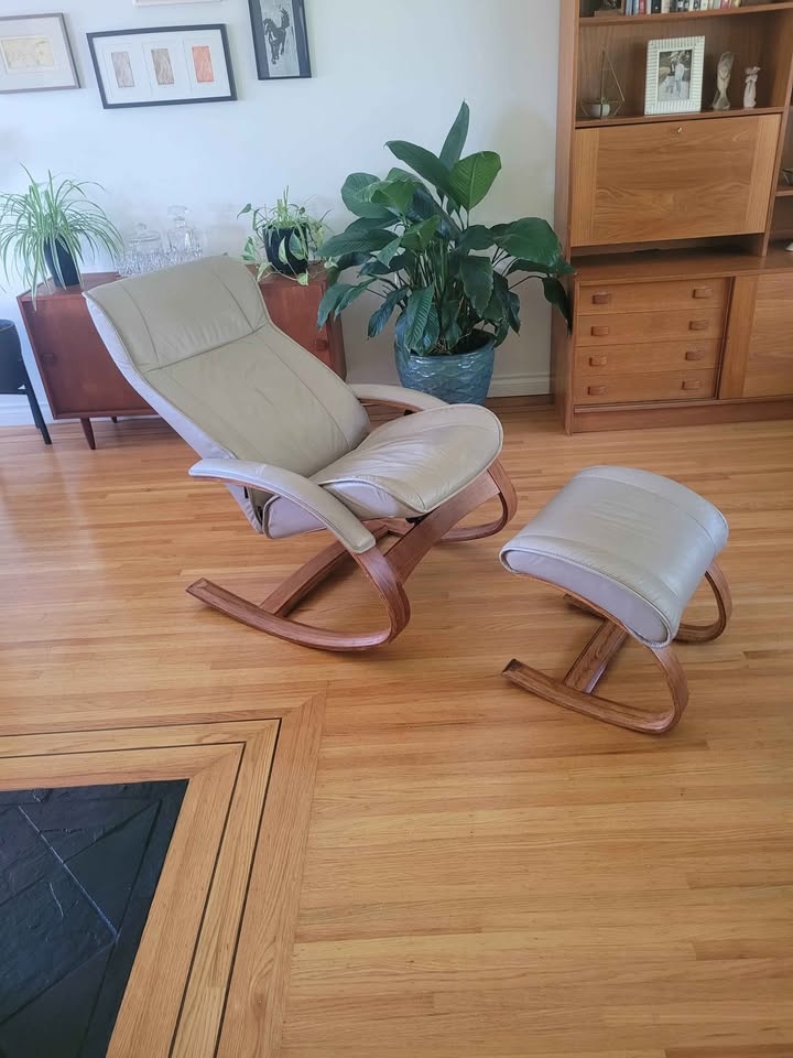 Mcm Westnofa Bentwood Chair and Ottoman - photo 3