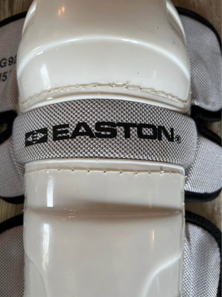 Easton SG92 15" Ice Hockey Shin Guards Pads Like New - photo 4