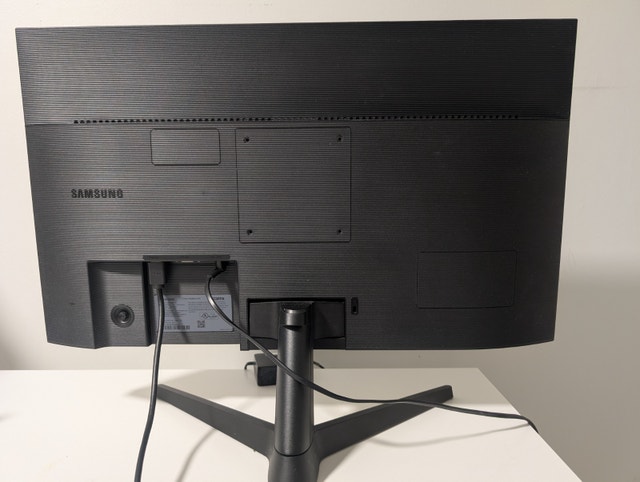 Samsung 27" 1080p IPS Monitor (F27T350FHN) - photo 3