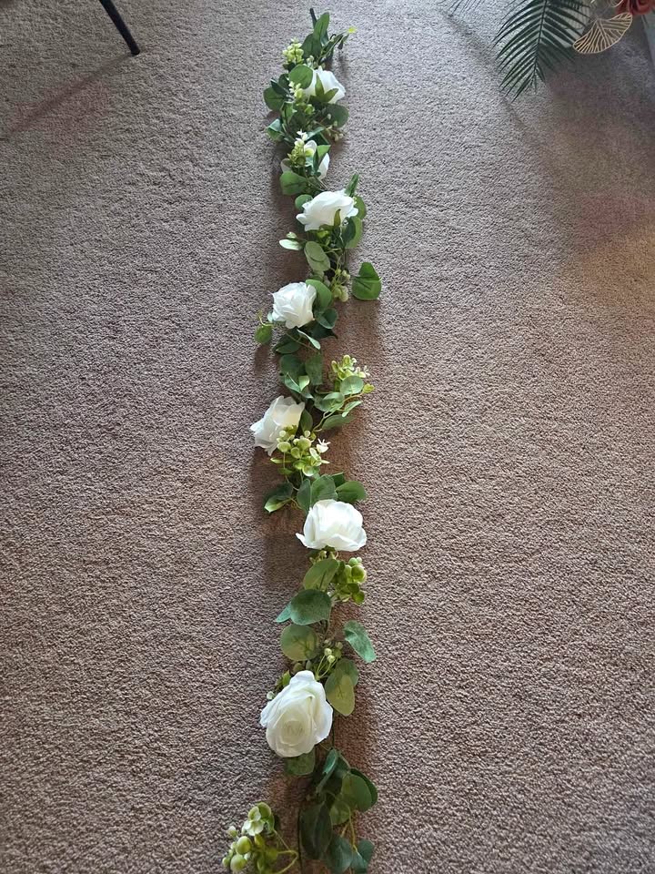 ✨ Artificial Eucalyptus Garland with Roses – 7 Available
