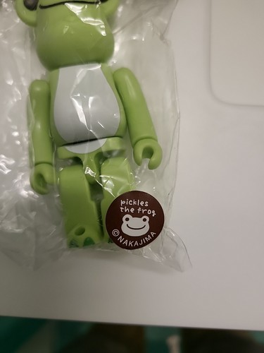 Pickles The Frog Bearbrick 100% Series 46 Medicom Sealed - photo 3
