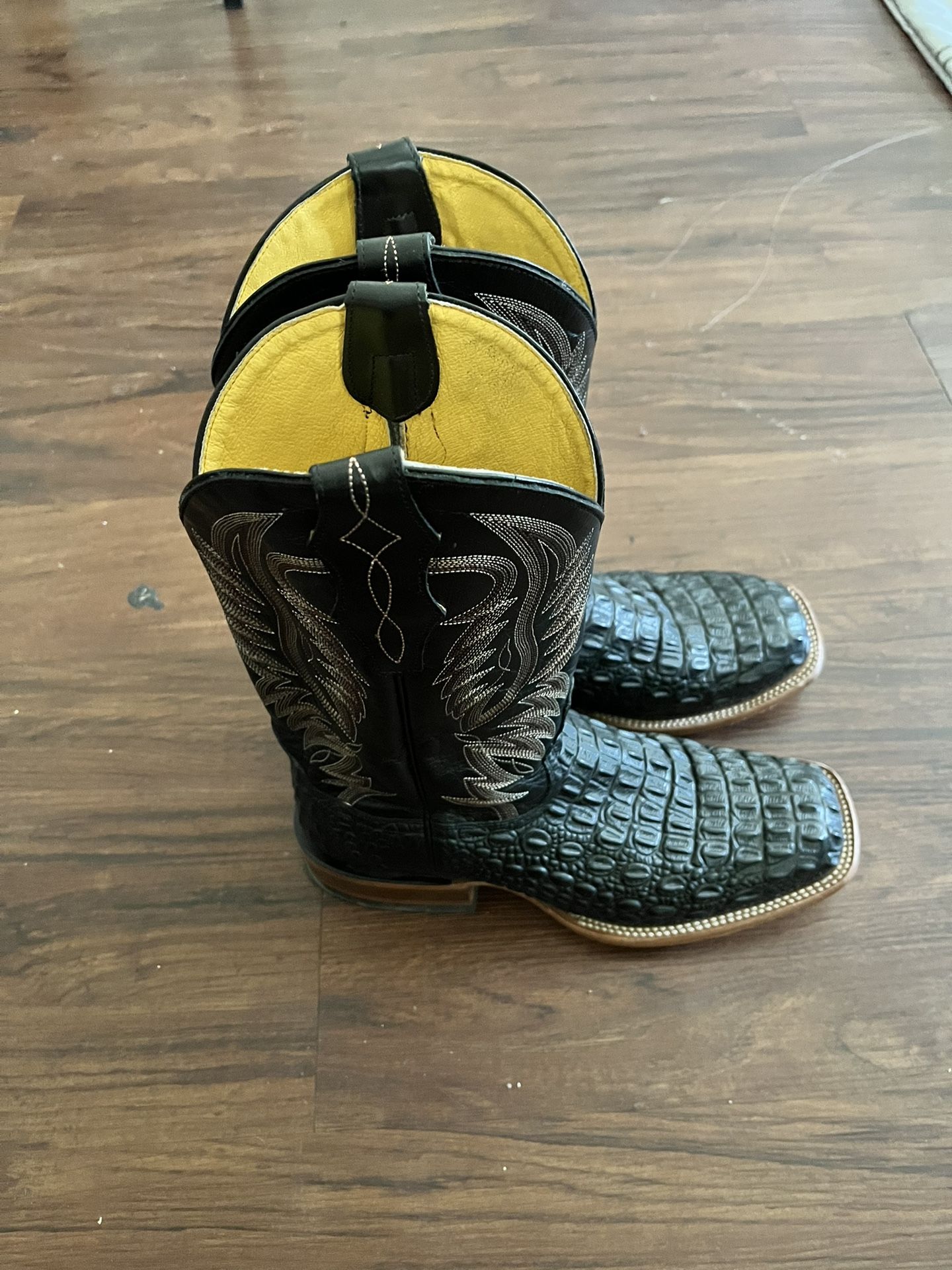 Cavender’s Alligator Cowboy Boots Size 10 D - photo 2