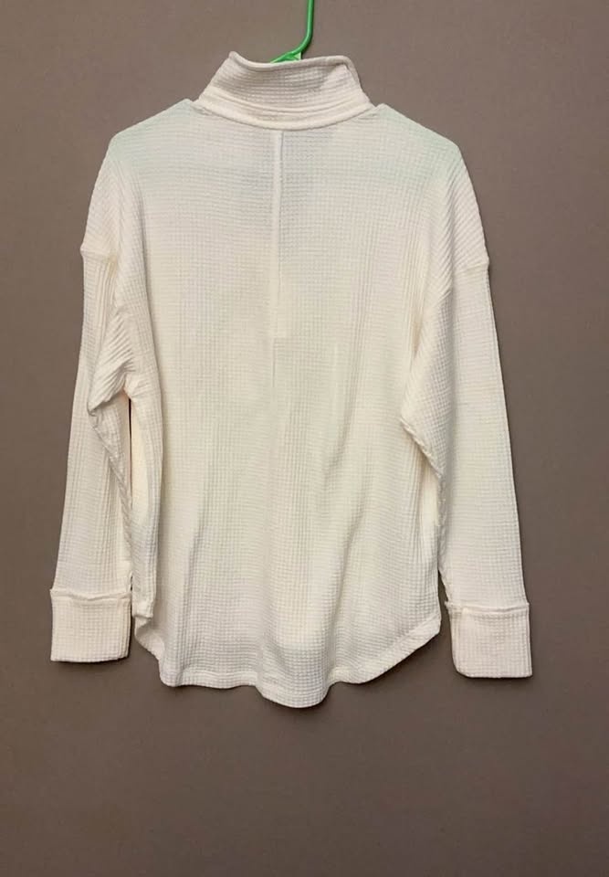 Woman’s waffle knit shirt - photo 3