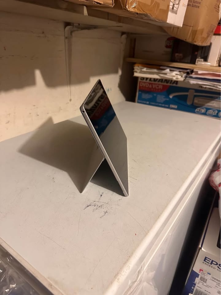 Microsoft Surface Pro 7 8GB RAM 256GB SSD - photo 2