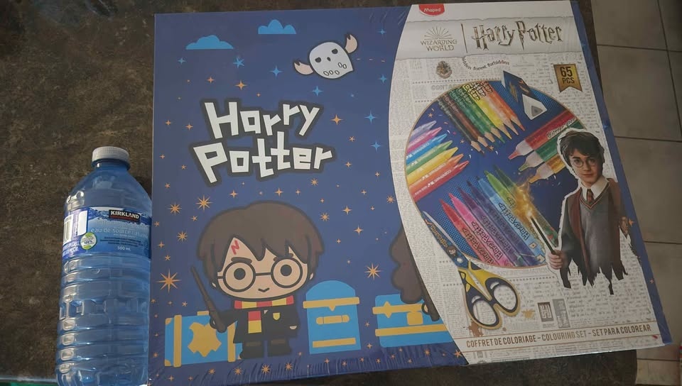 Brand New Maped Harry Potter Colouring 65 Piece Art Set