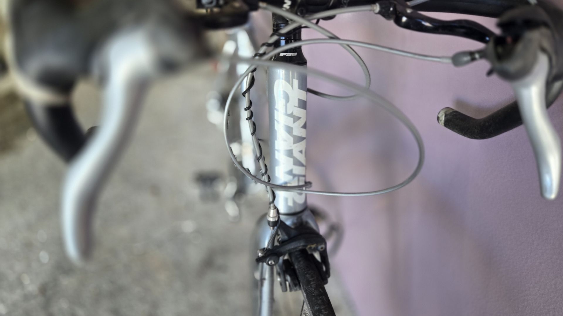 Giant Avail Aluxx Road Bike Needs Work - photo 3