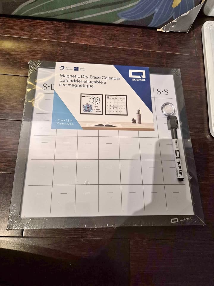 Brand New Magnetic Dry-Erase Calendar with marker 12inch x 12 in