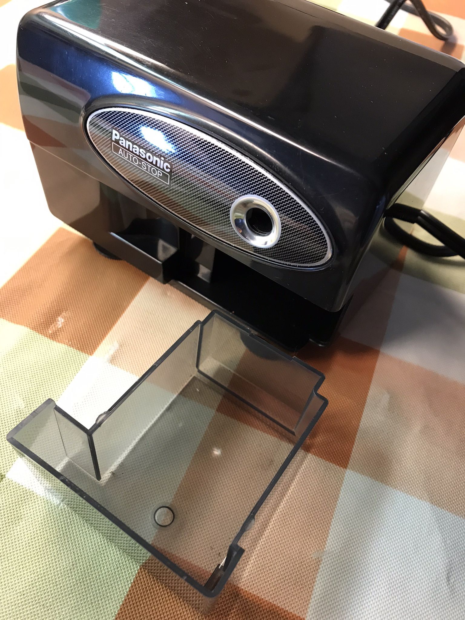 PANASONIC KP-310 Electric Pencil Sharpener Designer Series - photo 2