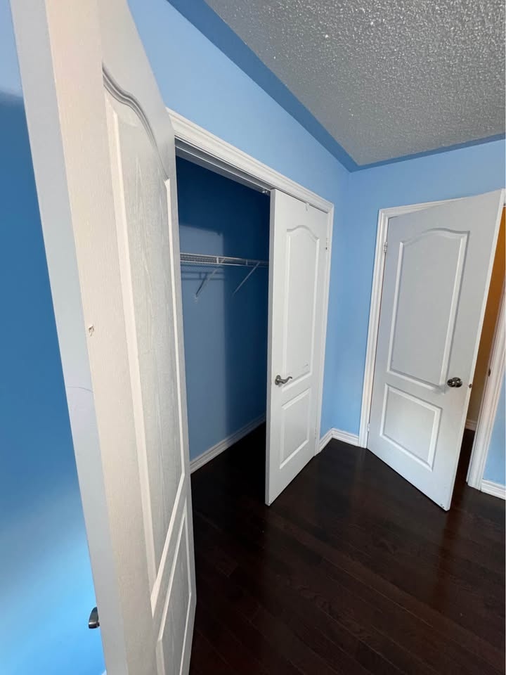 4 Beds 4 Baths - House - photo 3