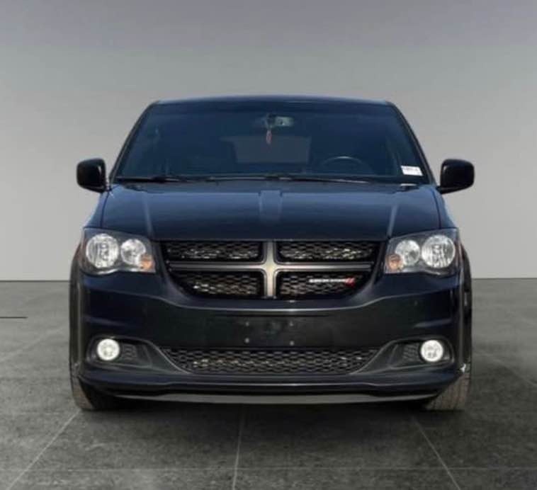 2017 Dodge Grand Caravan GT - photo 3