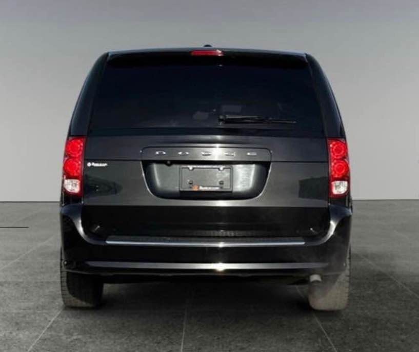 2017 Dodge Grand Caravan GT - photo 4