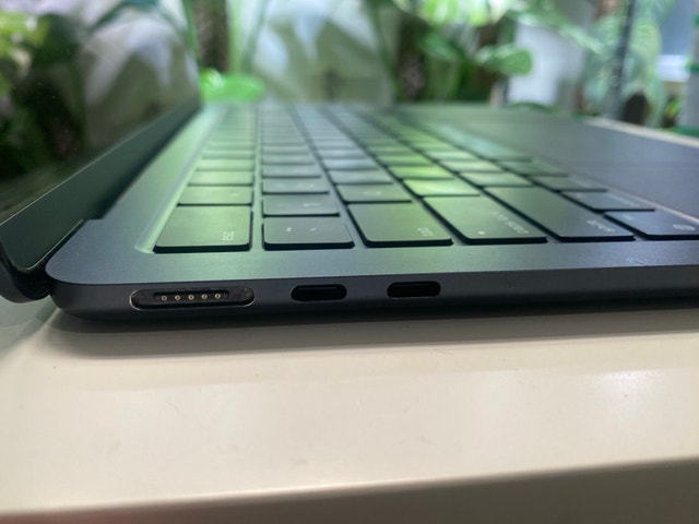 Apple Macbook Air M2 13.6” (2022) 256GB 8GB RAM - photo 5