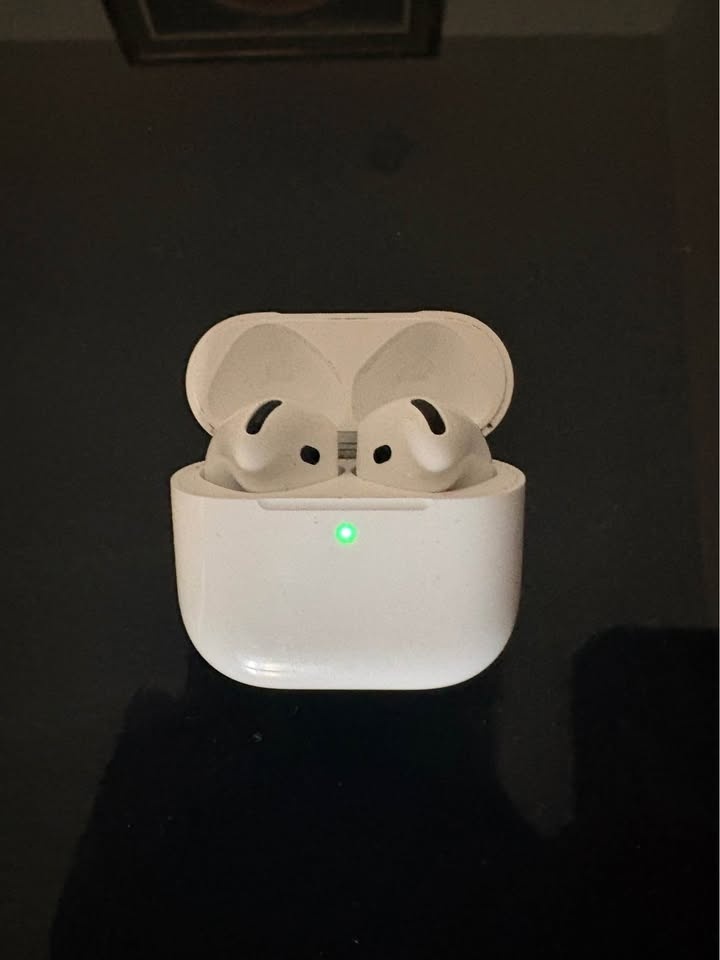 AirPod 4 - photo 2