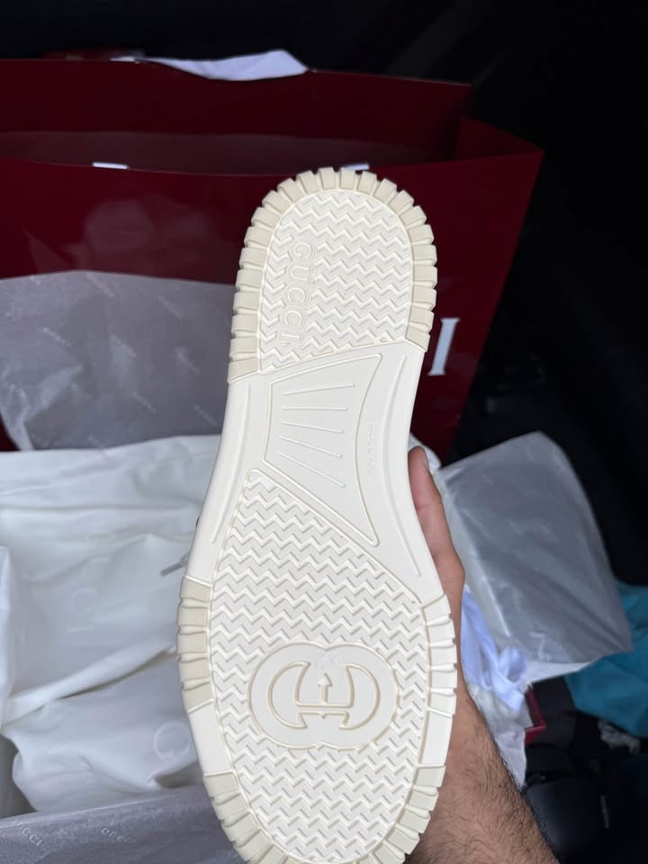 Gucci Canvas Sneakers - Brand new - photo 2