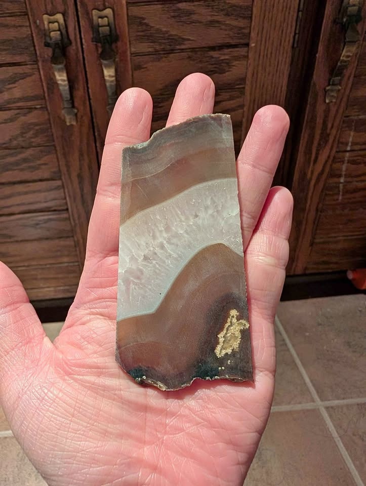 Agate and crystal slab