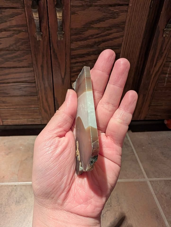 Agate and crystal slab - photo 3