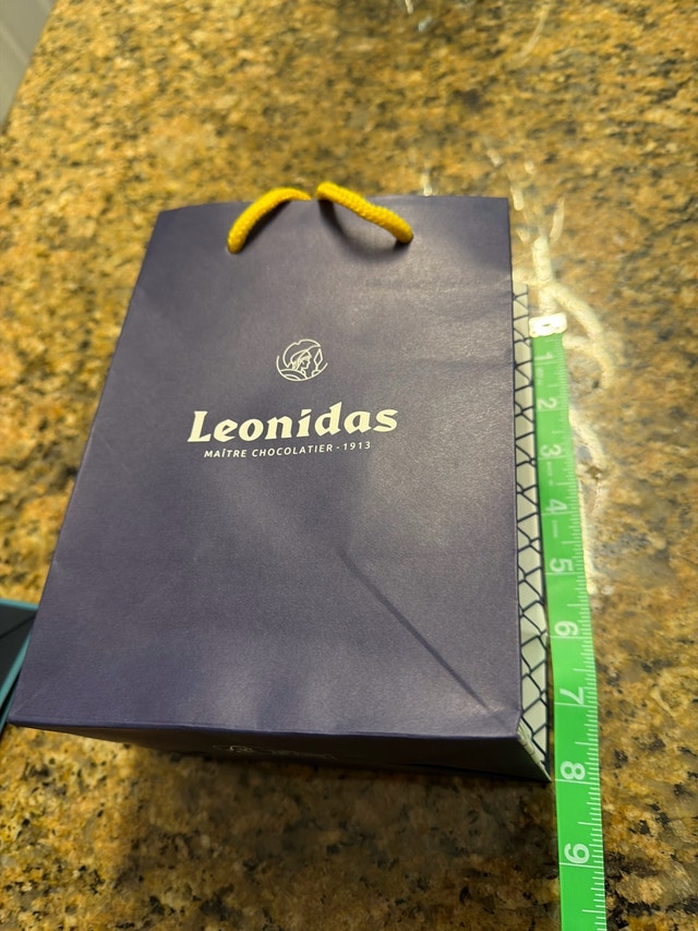 Brand New Leonidas Gift Bag - photo 2