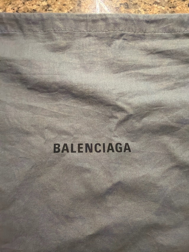 Balenciaga Dust Bag - photo 3