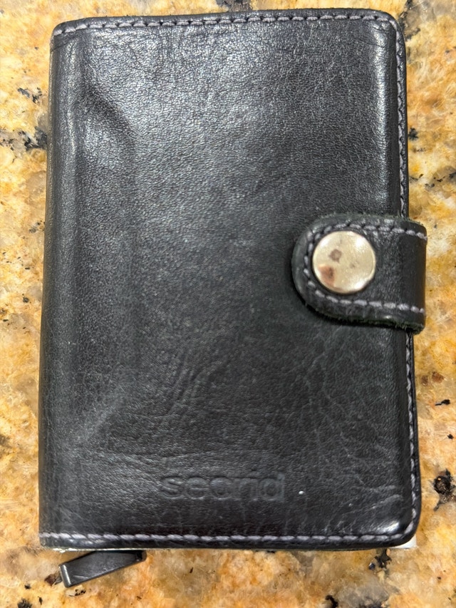 Secrid Miniwallet Matte Black & Blue Card Holder - photo 4