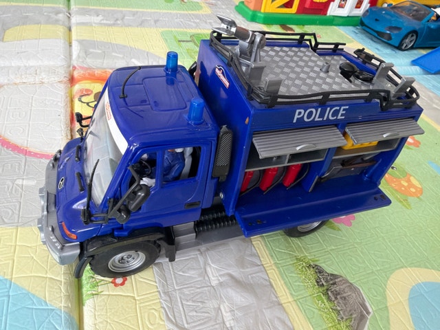 Mercedes Benz Police Truck Majorette Toy