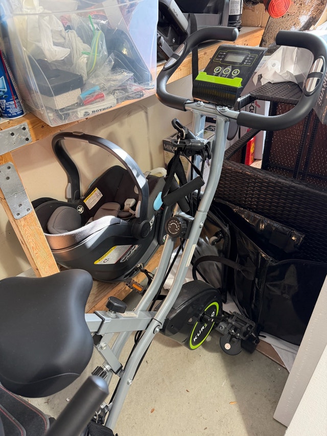 Like New Kurono Foldable Exercise Bike - photo 4