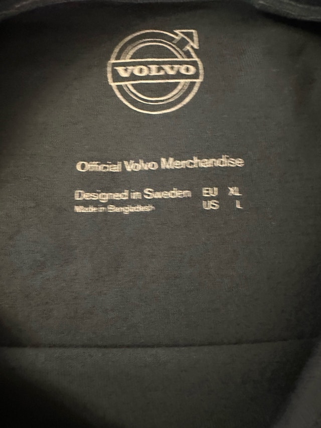 Volvo Official Licensed T-Shirt - Like New - photo 3