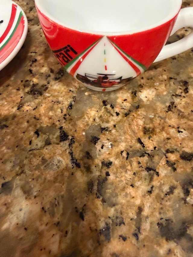 Ferrari Official Cup and Saucer Set - photo 4