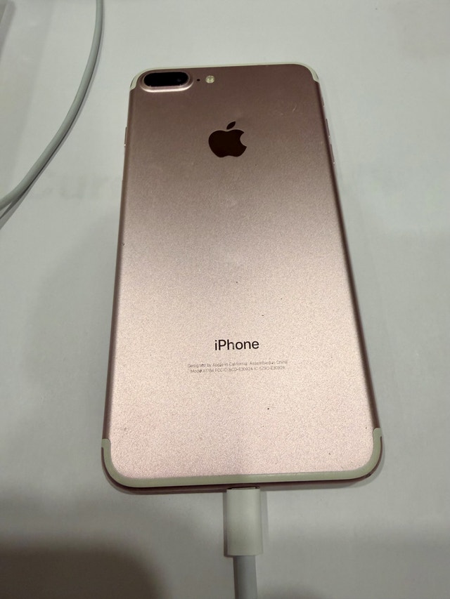 Apple iPhone 7 Plus GSM Rose Gold - As Is - photo 5