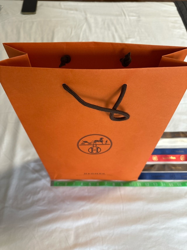 Hermes Paris Authentic Boutique Gift Paper Bag - photo 5