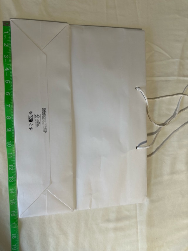 Burberry London England Paper Gift Bag - photo 4