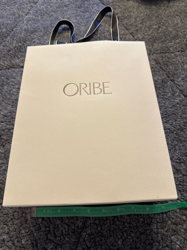 Oribe Japan Boutique Gift Paper Bag Shopping Bag - photo 4