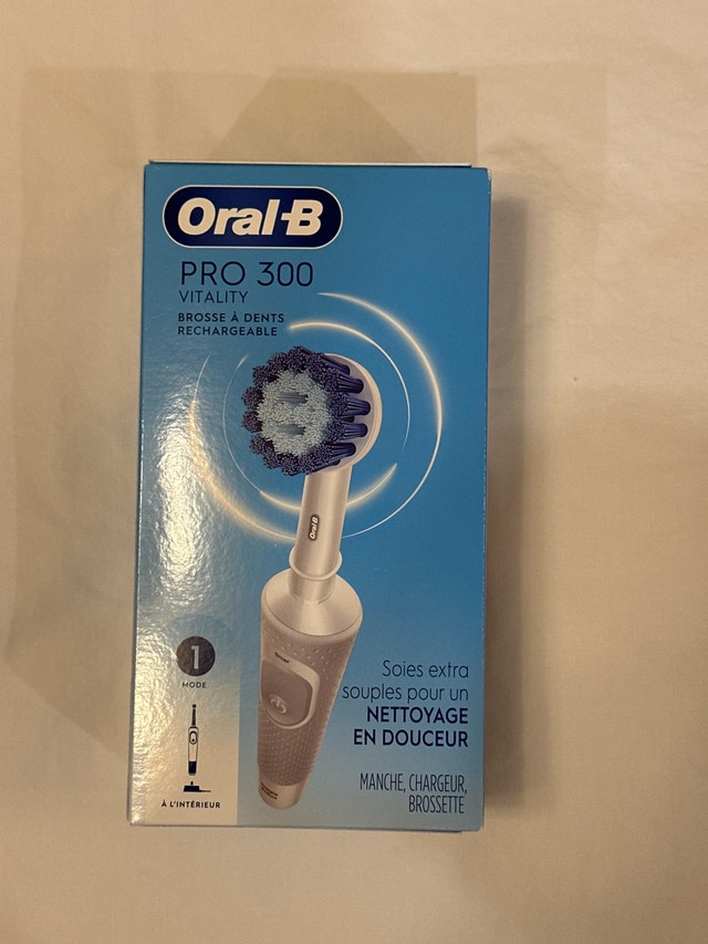 Brand new in box Oral B Pro300 Vitality rechargeable toothbrush - photo 2