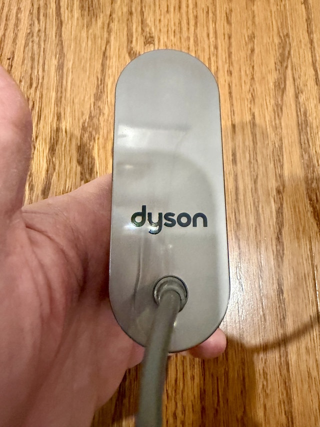 Dyson AC Power Adapter 205720-02 for V6 V7 V8