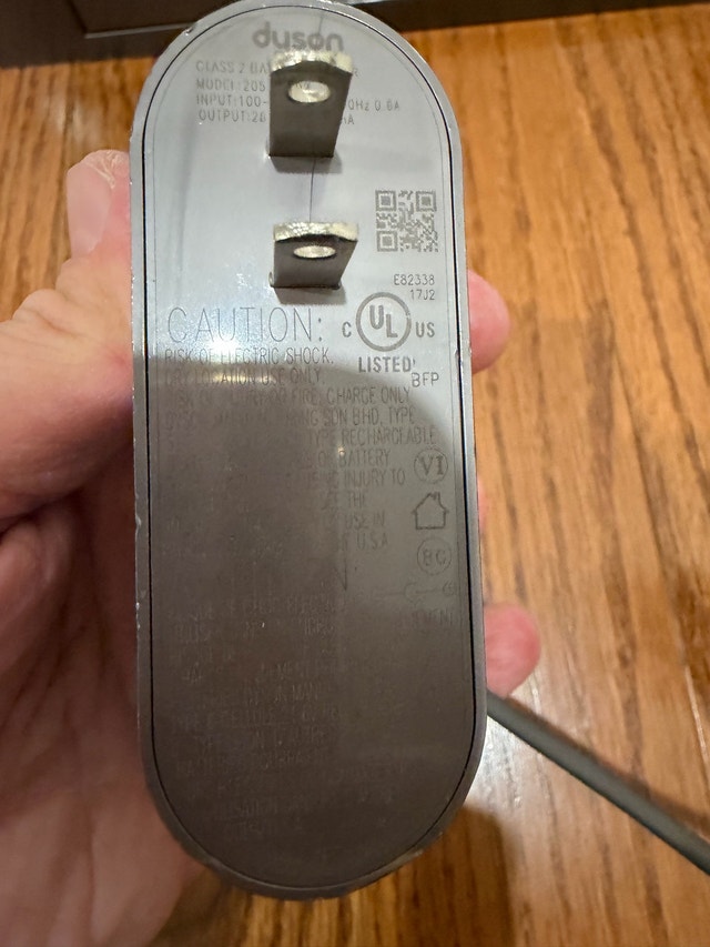 Dyson AC Power Adapter 205720-02 for V6 V7 V8 - photo 5