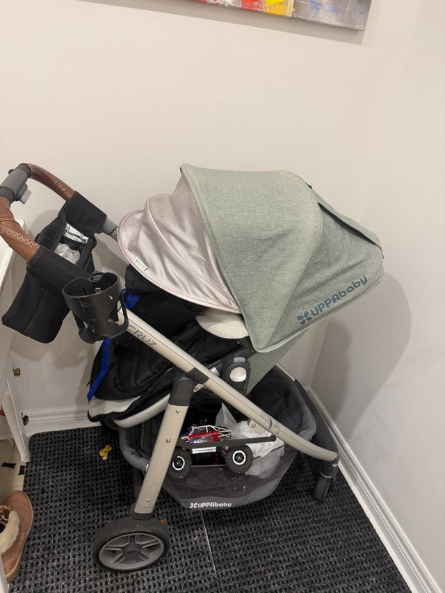 Uppababy Cruz Stroller - Good Condition - photo 2
