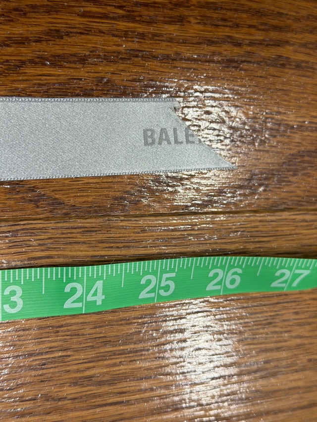 Balenciaga Authentic Gift Pack Fabric Ribbon - photo 5