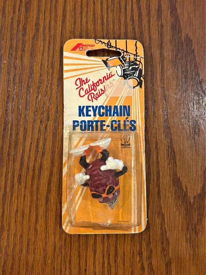 Vintage 1987 California Raisins Keychain – Sealed